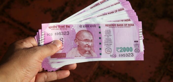 Data: Did the Withdrawal of Rs. 2000 Note Affect UPI & Debit Card Transactions?